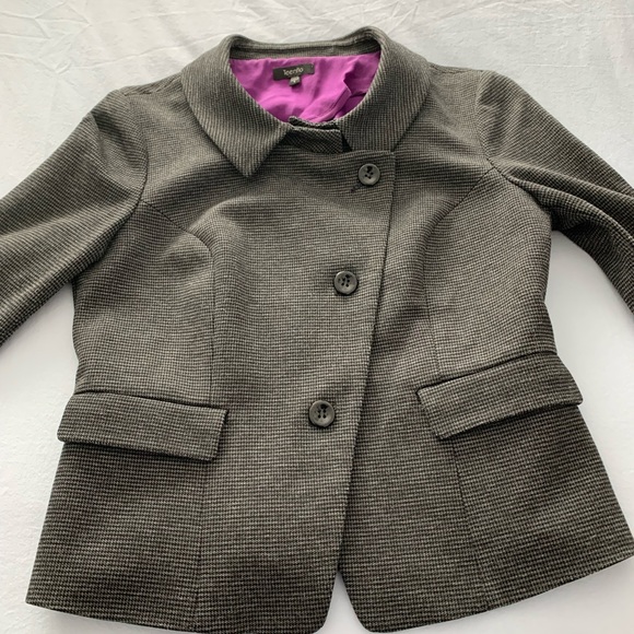 Beautifully structured Teenflo suit jacket - Picture 4 of 5